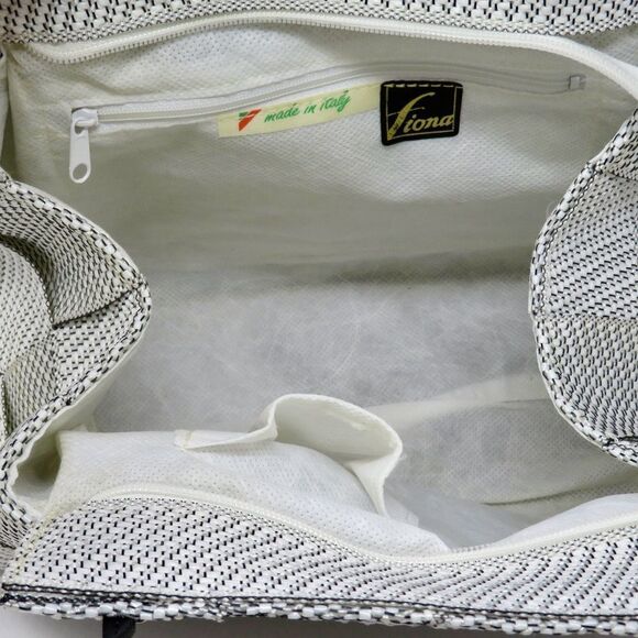 Brand New Fiona Made in Italy purse - Picture 4 of 4